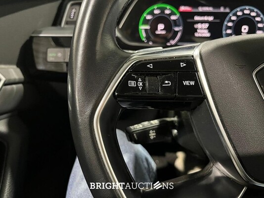 Audi e-tron 55 edition Quattro 95 kWh 408pk 2022 (Origineel-NL), P-016-NL
