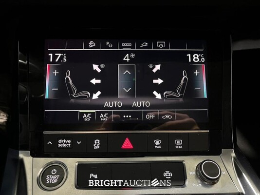 Audi e-tron 55 edition Quattro 95 kWh 408pk 2022 (Origineel-NL), P-016-NL