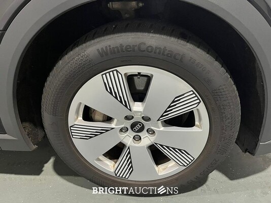 Audi e-tron 55 edition Quattro 95 kWh 408pk 2022 (Origineel-NL), P-016-NL