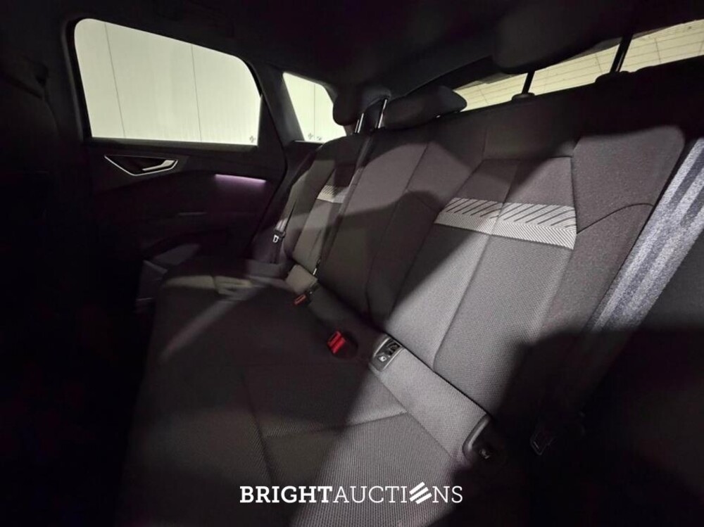 Audi Q4 40 Advanced edition 77 kWh 204pk 2023 (Origineel-NL), T-737-GR
