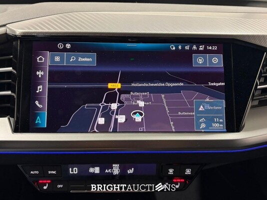 Audi Q4 40 Advanced edition 77 kWh 204pk 2023 (Origineel-NL), T-737-GR
