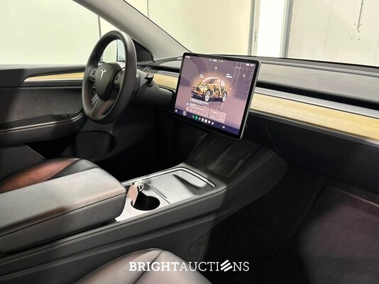 Tesla Model Y RWD 58 kWh 238pk 2023 (Origineel-NL), T-886-GX