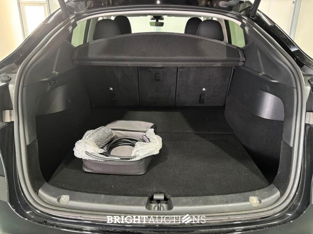 Tesla Model Y RWD 58 kWh 238pk 2023 (Origineel-NL), S-987-PT