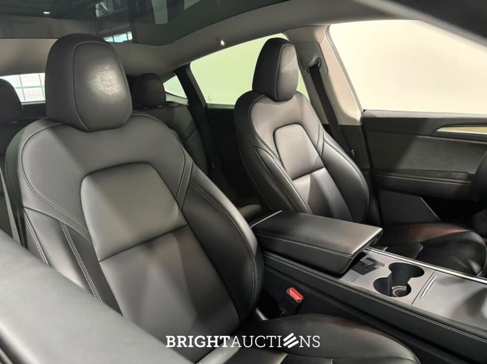 Tesla Model Y RWD 58 kWh 238pk 2023 (Origineel-NL), S-987-PT