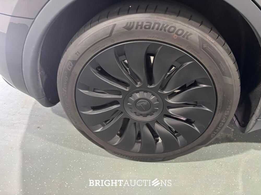 Tesla Model Y RWD 58 kWh 238pk 2023 (Origineel-NL), S-987-PT