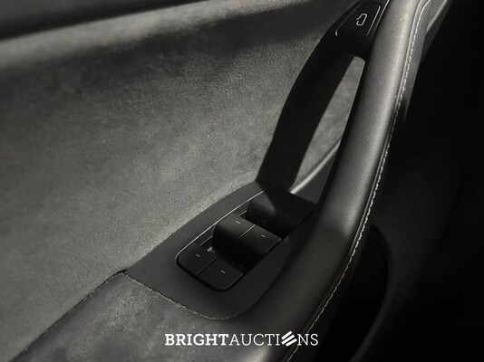 Tesla Model Y RWD 58 kWh 238pk 2023 (Origineel-NL), S-987-PT