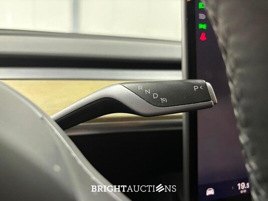 Tesla Model Y RWD 58 kWh 238pk 2023 (Origineel-NL), S-987-PT