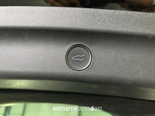 Tesla Model Y RWD 58 kWh 238pk 2023 (Origineel-NL), S-987-PT