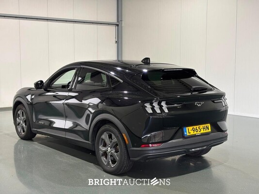 Ford Mustang Mach-E Extended RWD 98 kWh 286pk 2021 (Origineel-NL), L-965-HN