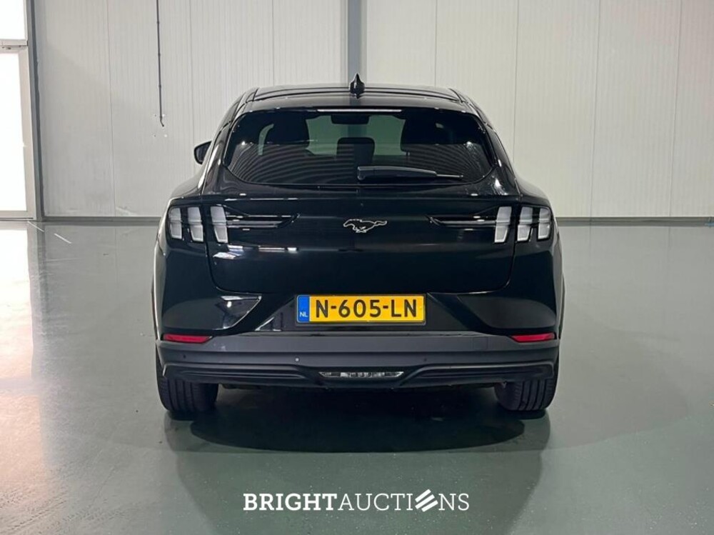 Ford Mustang Mach-E RWD 75 kWh 269pk 2021 (Origineel-NL), N-605-LN