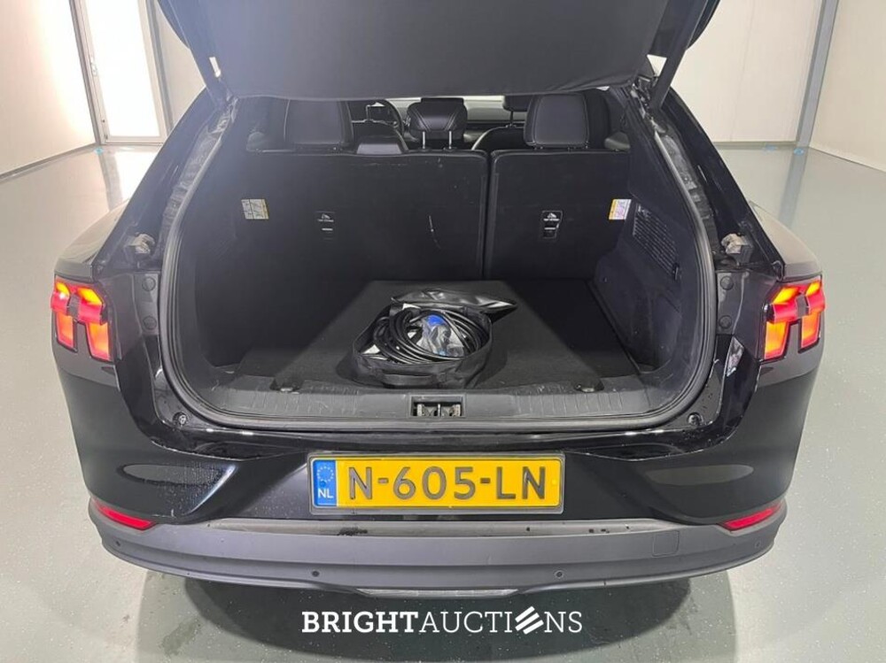 Ford Mustang Mach-E RWD 75 kWh 269pk 2021 (Origineel-NL), N-605-LN