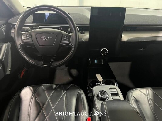 Ford Mustang Mach-E RWD 75 kWh 269pk 2021 (Origineel-NL), N-605-LN