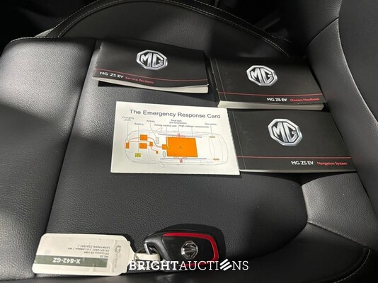 MG ZS EV Luxury 45 kWh 143pk 2021, X-842-GZ