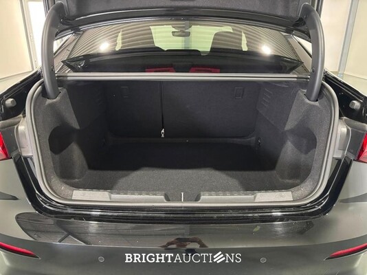 Audi A3 Limousine 30 Business edition TFSI 110pk 2021 (Origineel-NL), L-203-KD