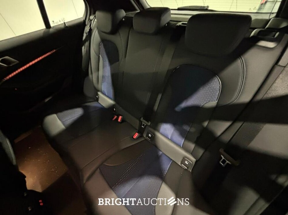 BMW 118i 1-serie Business Edition Plus M-pakket 136pk 2021 (Origineel-NL) 1-Serie, L-176-BB