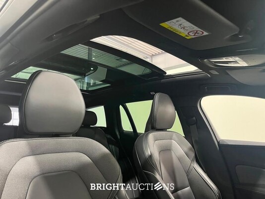 Volvo V60 T6 Plug-in Hybrid Plus Dark 2.0 AWD 398pk 2023 (Origineel-NL), T-198-JS