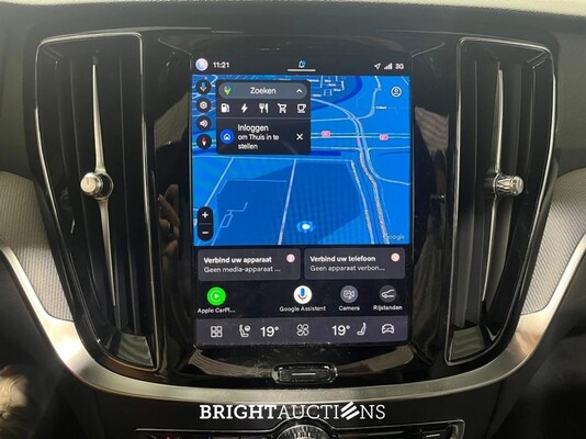 Volvo V60 T6 Plug-in Hybrid Plus Dark 2.0 AWD 398pk 2023 (Origineel-NL), T-198-JS