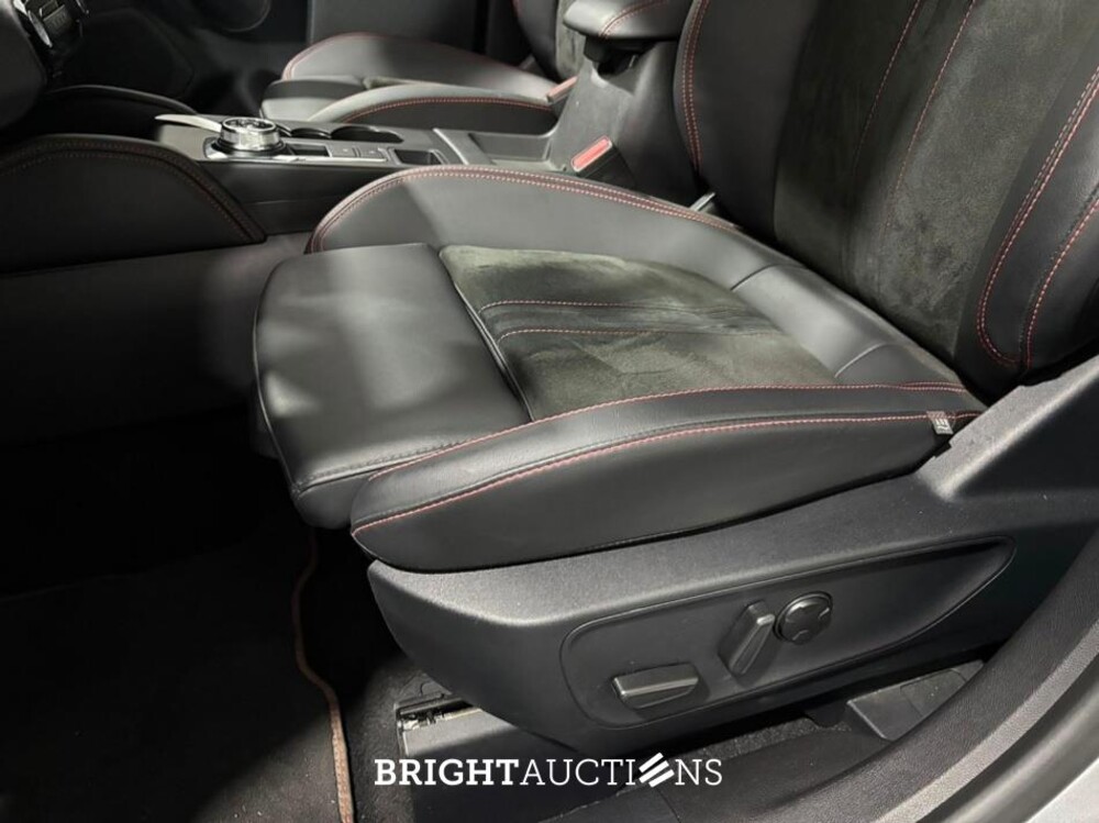 Ford Kuga PHEV ST-Line X Winter 2.5 302pk 2025, KPX-30-P