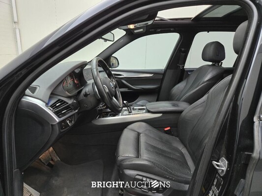 BMW X5 xDrive40e High Executive 358pk 2015 (Origineel-NL), HS-879-D