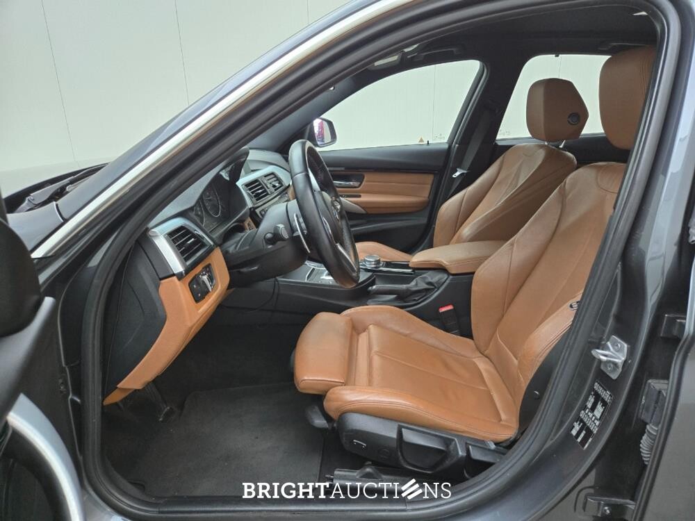 BMW 320i 3-serie High Executive 184pk 2017 (Origineel-NL) 3-Serie, PH-106-H