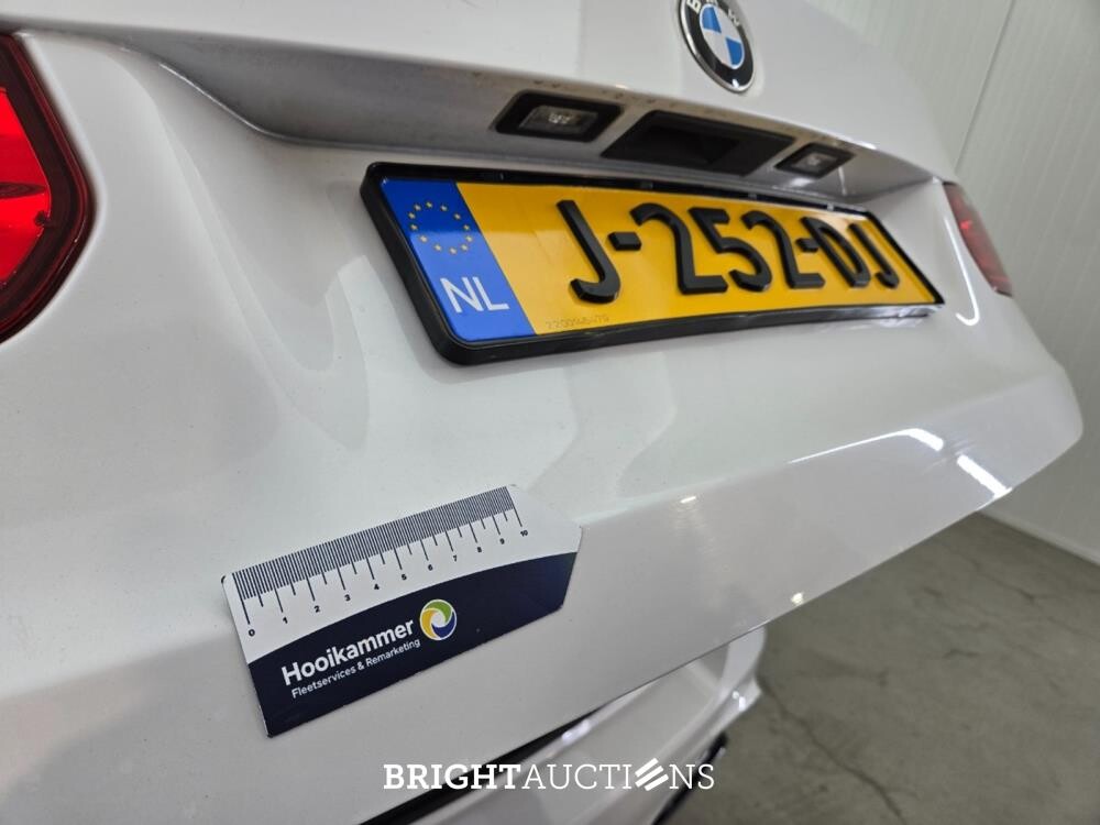 BMW 316i 3-serie Touring M Sport Edition High Executive 136pk 2015 3-Serie, J-252-DJ