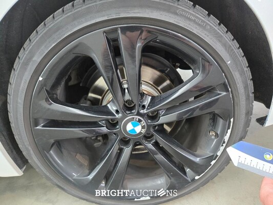 BMW 316i 3-serie Touring M Sport Edition High Executive 136pk 2015 3-Serie, J-252-DJ