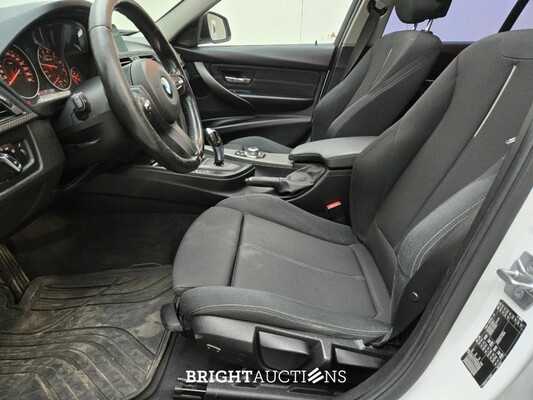 BMW 316i 3-serie Touring M Sport Edition High Executive 136pk 2015 3-Serie, J-252-DJ
