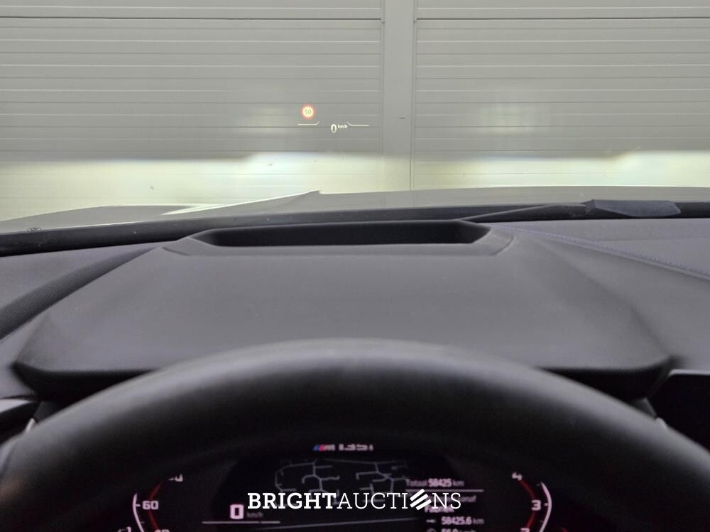 BMW M135i xDrive 1-serie High Executive 306pk 2020 1-Serie, K-121-DN