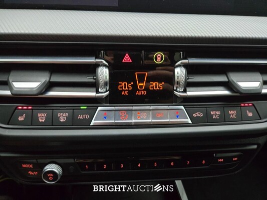 BMW M135i xDrive 1-serie High Executive 306pk 2020 1-Serie, K-121-DN