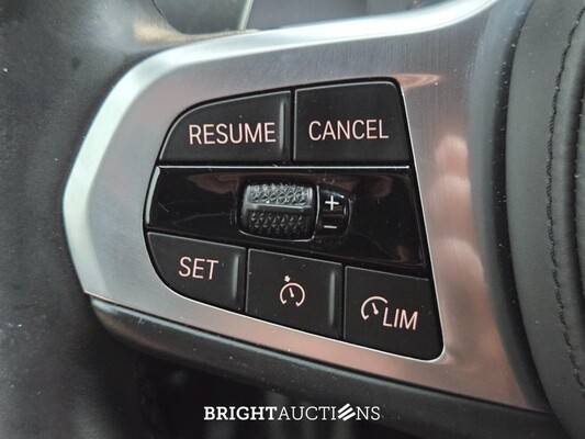 BMW M135i xDrive 1-serie High Executive 306pk 2020 1-Serie, K-121-DN