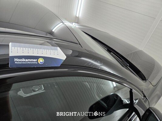 BMW M135i xDrive 1-serie High Executive 306pk 2020 1-Serie, K-121-DN