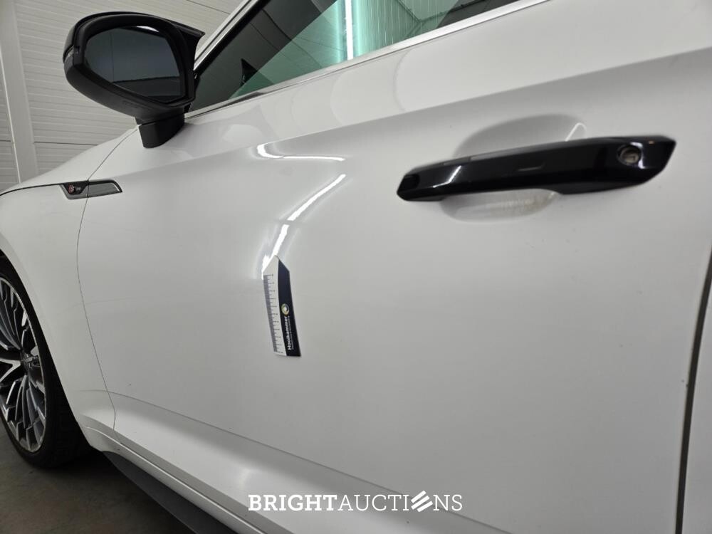 Audi A5 Sportback MHEV Sport S-Line Edition 2.0 TFSI 190pk 2018 (Origineel-NL), RX-377-Z