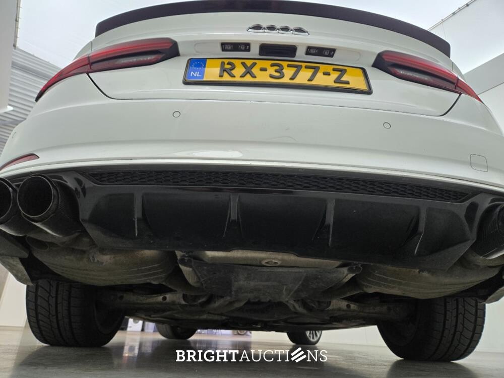 Audi A5 Sportback MHEV Sport S-Line Edition 2.0 TFSI 190pk 2018 (Origineel-NL), RX-377-Z