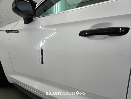 Audi A5 Sportback MHEV Sport S-Line Edition 2.0 TFSI 190pk 2018 (Origineel-NL), RX-377-Z