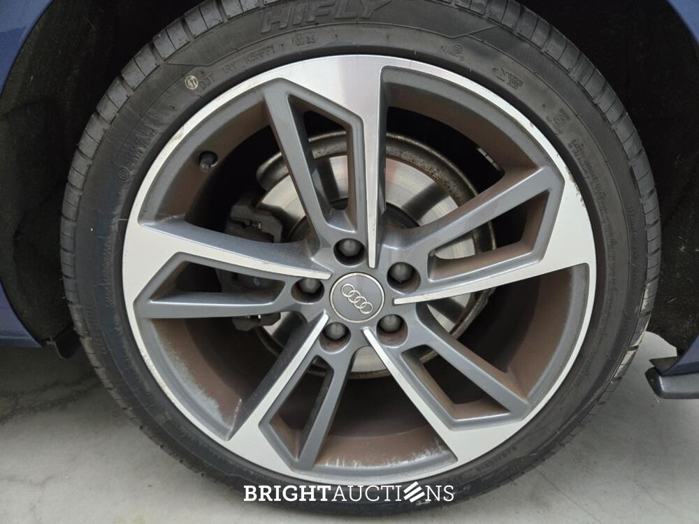 Audi A4 Avant 2.0 TDI 150pk 2018, R-746-DX