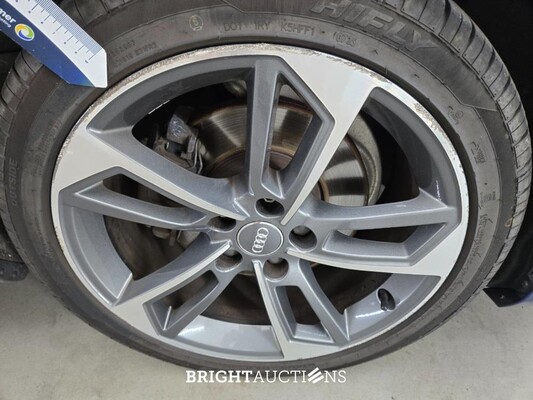 Audi A4 Avant 2.0 TDI 150pk 2018, R-746-DX