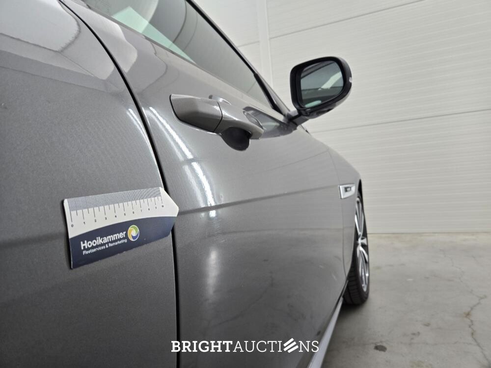 Jaguar XE D Portfolio 2.0 163pk 2015 (Origineel-NL), HV-351-R