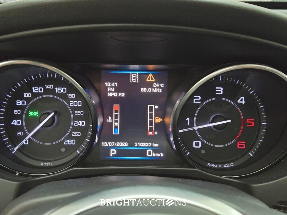 Jaguar XE D Portfolio 2.0 163pk 2015 (Origineel-NL), HV-351-R