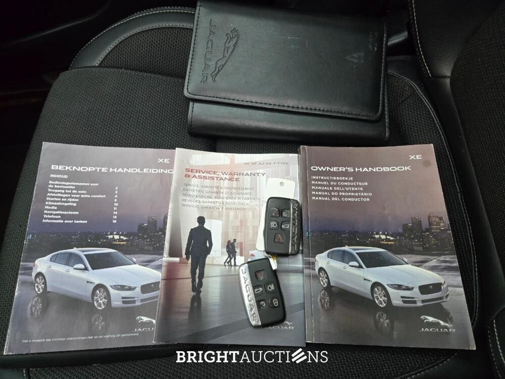 Jaguar XE D Portfolio 2.0 163pk 2015 (Origineel-NL), HV-351-R
