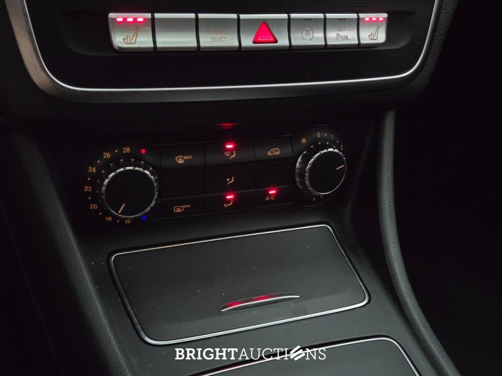 Mercedes-Benz CLA180 Business Solution AMG 122pk 2019 (Origineel-NL) CLA-Klasse, XJ-480-T