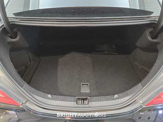 Mercedes-Benz CLA180 Business Solution AMG 122pk 2019 (Origineel-NL) CLA-Klasse, XJ-480-T