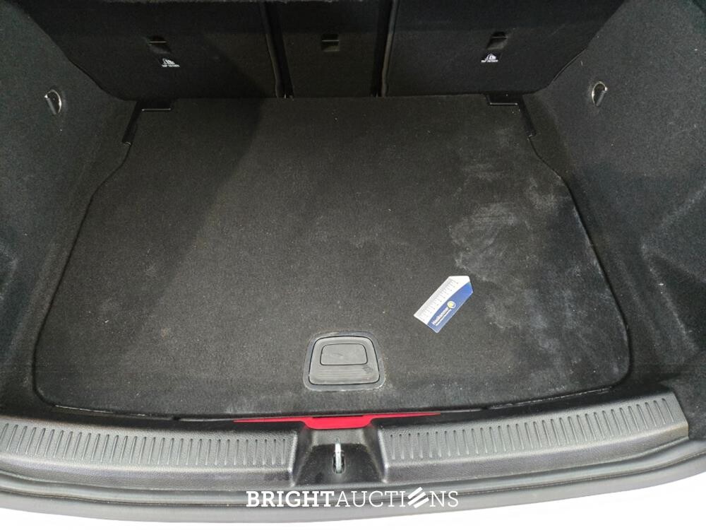 Mercedes-Benz A180 Business Solution AMG 136pk 2021 A-klasse, S-947-SB