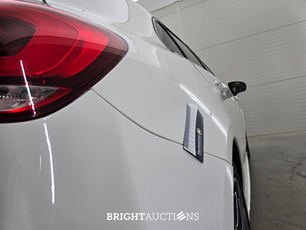 Mercedes-Benz A180 Business Solution AMG 136pk 2021 A-klasse, S-947-SB
