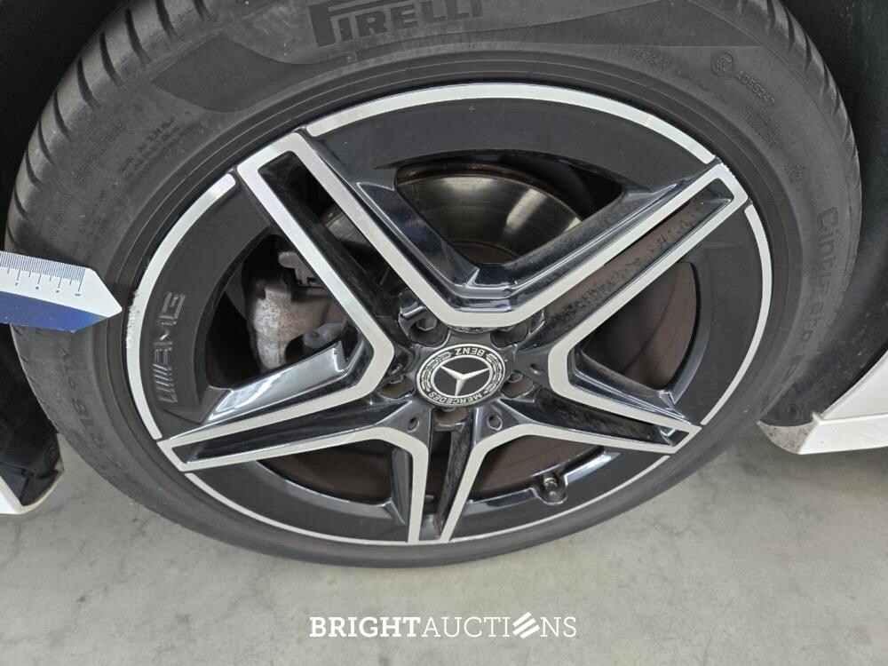 Mercedes-Benz A180 Business Solution AMG 136pk 2021 A-klasse, S-947-SB