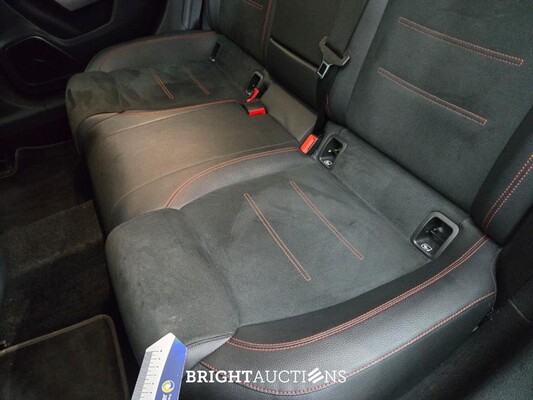 Mercedes-Benz A180 Business Solution AMG 136pk 2021 A-klasse, S-947-SB