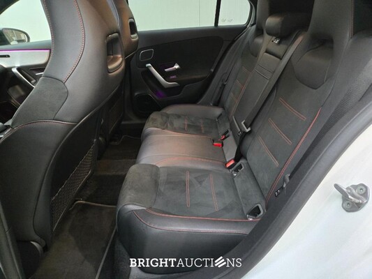 Mercedes-Benz A180 Business Solution AMG 136pk 2021 A-klasse, S-947-SB