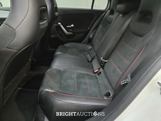 Mercedes-Benz A220 Premium Plus 190pk 2019 A-klasse, T-732-JB