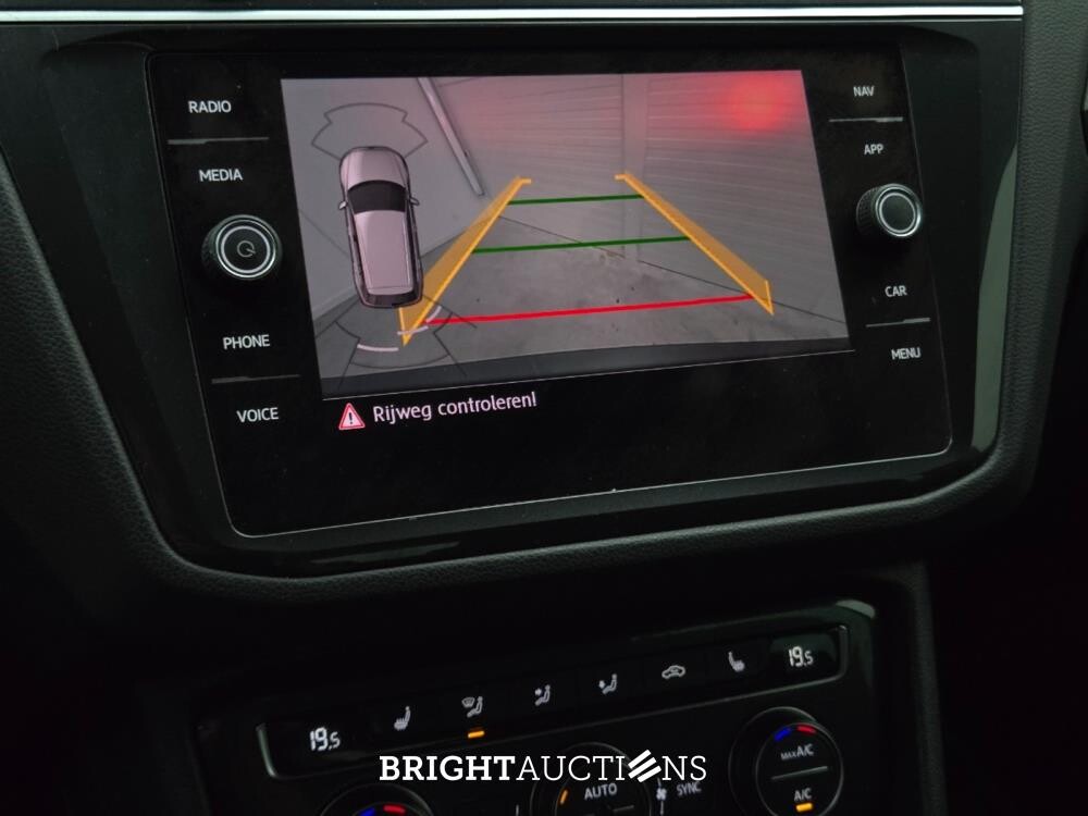 Volkswagen Tiguan ACT Highline Business R 1.5 TSI 150pk 2019, N-374-LX