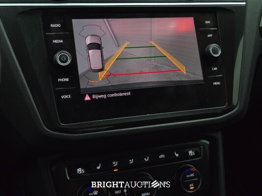 Volkswagen Tiguan ACT Highline Business R 1.5 TSI 150pk 2019, N-374-LX