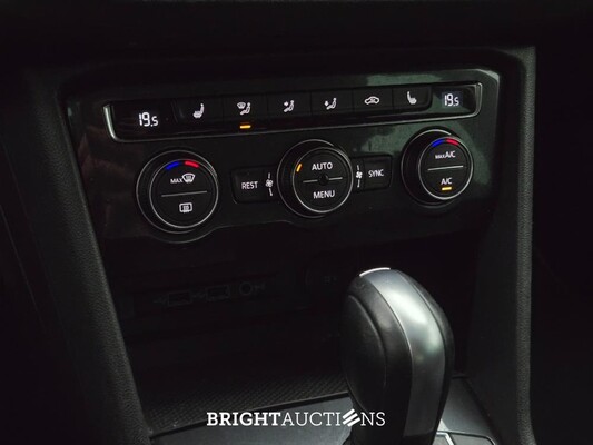 Volkswagen Tiguan ACT Highline Business R 1.5 TSI 150pk 2019, N-374-LX